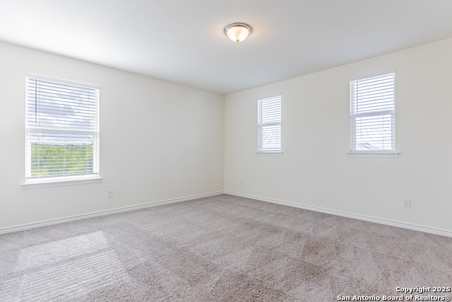 Listing photo id 16 for 11205 Plaudit