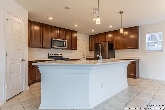 Listing photo id 5 for 11205 Plaudit