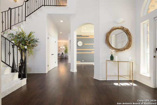 Image 3 of 25 For 17 Burnham Gln