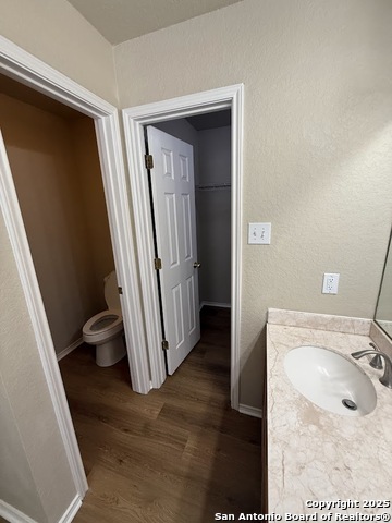 Image 13 of 30 For 8418 Dusty Ridge