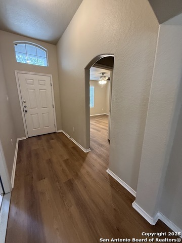 Image 19 of 30 For 8418 Dusty Ridge