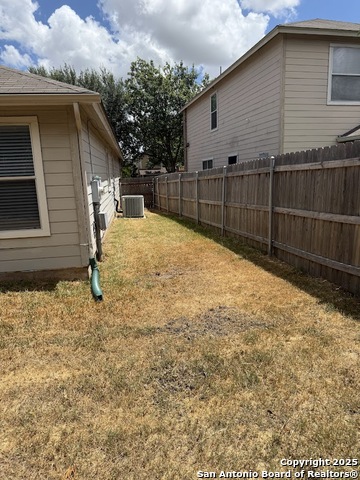 Image 28 of 30 For 8418 Dusty Ridge