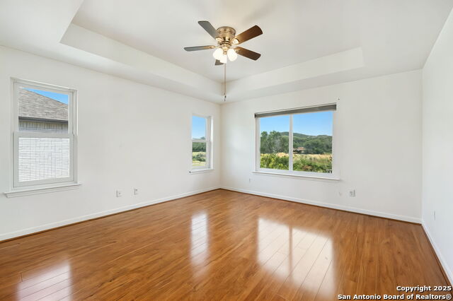 Image 20 of 41 For 448 Shayla  