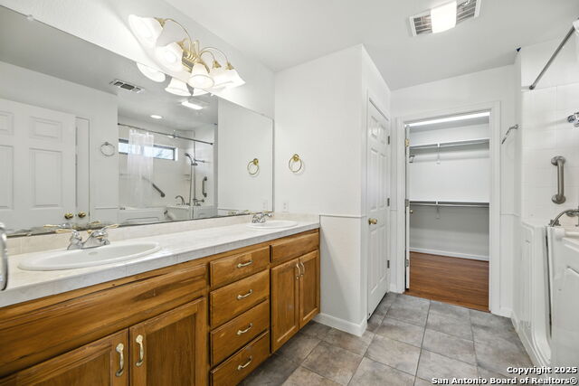 Image 21 of 41 For 448 Shayla  