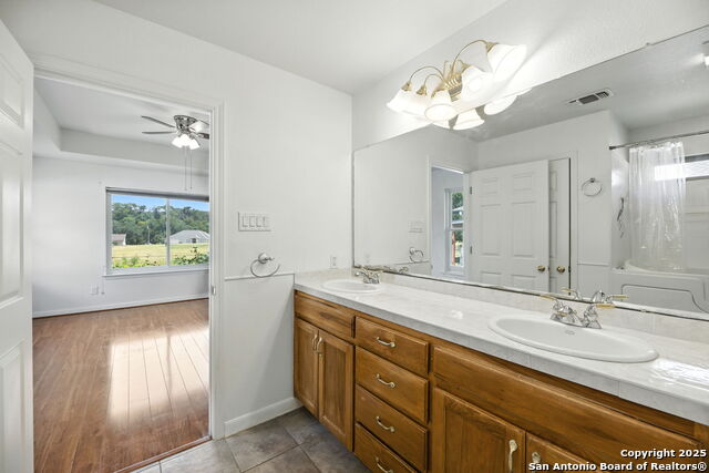 Image 22 of 41 For 448 Shayla  