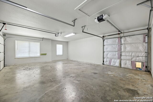 Image 32 of 41 For 448 Shayla  