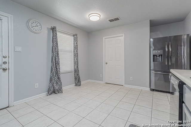 Image 17 of 35 For 7911 Saratoga