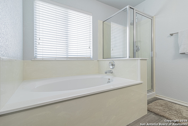 Image 24 of 35 For 7911 Saratoga