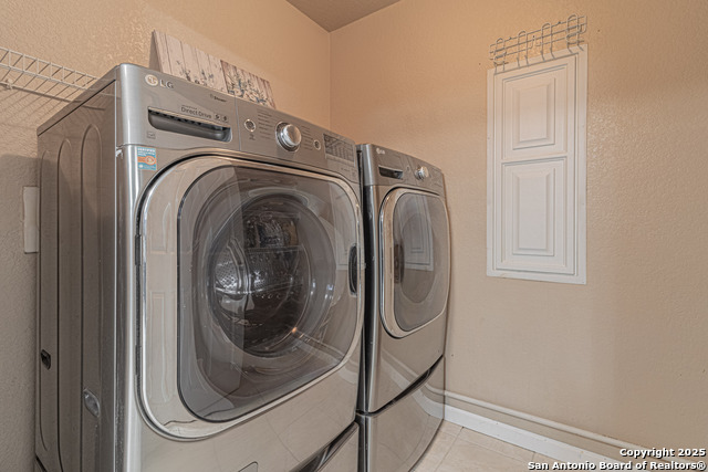 Image 27 of 35 For 7911 Saratoga