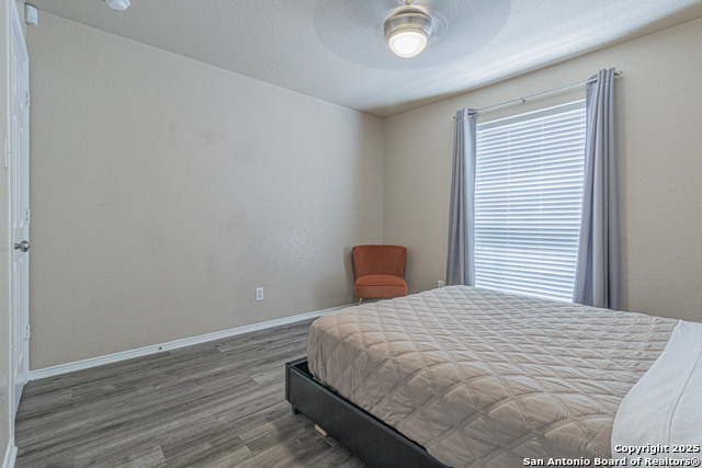 Image 33 of 35 For 7911 Saratoga