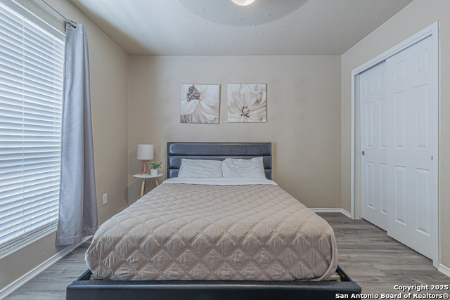 Image 34 of 35 For 7911 Saratoga