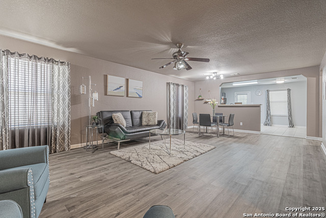 Image 6 of 35 For 7911 Saratoga