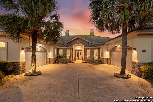 Listing photo id 1 for 24626 Bogey Ridge
