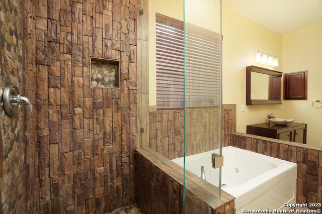 Image 15 of 25 For 1354 Crown Brook