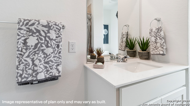 Image 25 of 39 For 5915 Cinnabar Corner