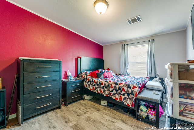 Image 18 of 29 For 13700 Judson Rd. #112