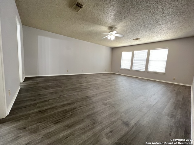 Image 10 of 20 For 9646 Limestone Pond