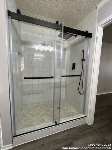 Image 11 of 20 For 9646 Limestone Pond