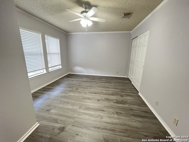 Image 16 of 20 For 9646 Limestone Pond