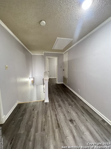 Image 17 of 20 For 9646 Limestone Pond