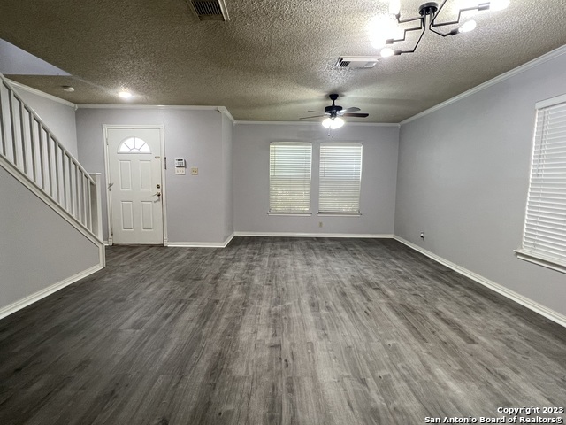 Image 3 of 20 For 9646 Limestone Pond