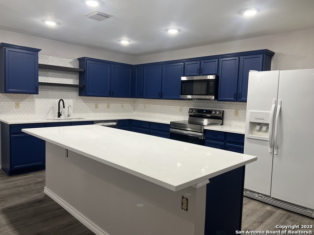 Image 5 of 20 For 9646 Limestone Pond