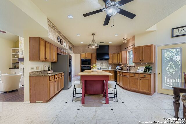 Image 11 of 29 For 6606 Laurel Hill