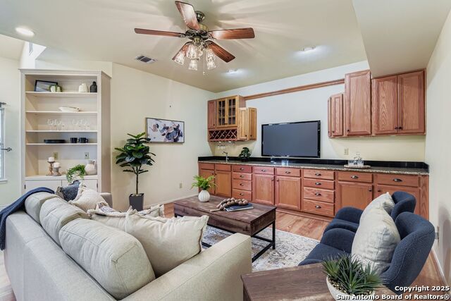Image 12 of 29 For 6606 Laurel Hill