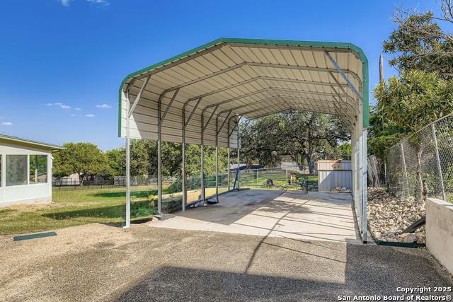 Image 28 of 29 For 6606 Laurel Hill