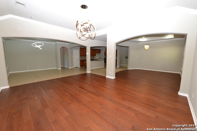 Image 21 of 49 For 2402 Cortona Mist