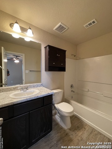 Image 11 of 15 For 6207 Golden Valley