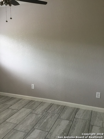 Image 8 of 9 For 11618 Fm 1957  2