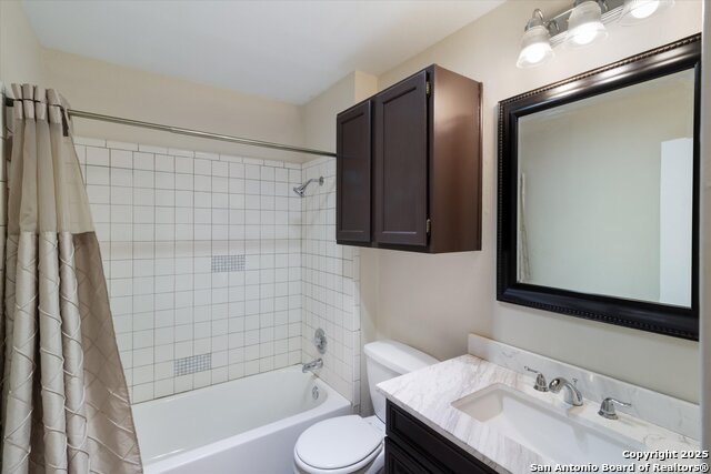 Image 20 of 23 For 5322 Medical  A-205