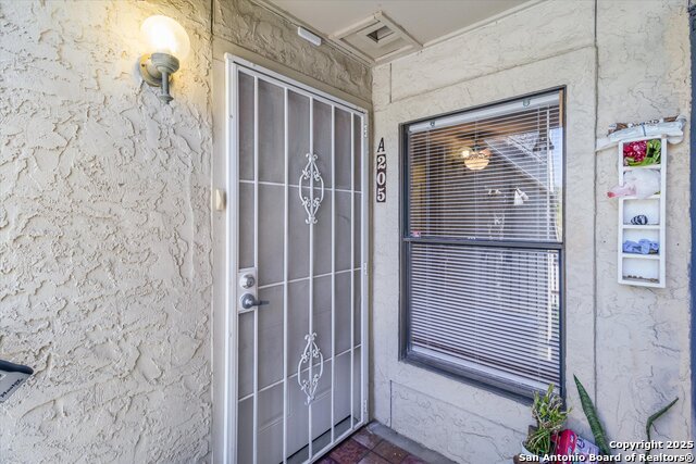 Image 5 of 23 For 5322 Medical  A-205