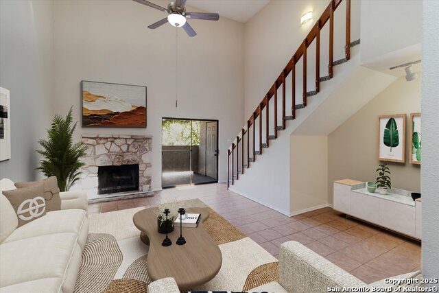 Image 6 of 23 For 5322 Medical  A-205