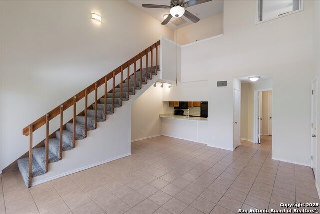 Image 8 of 23 For 5322 Medical  A-205