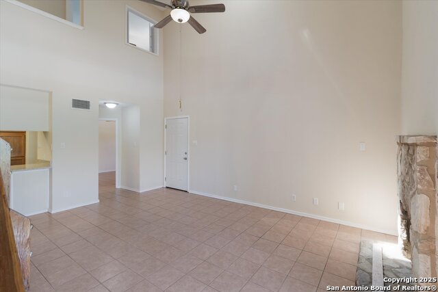 Image 9 of 23 For 5322 Medical  A-205