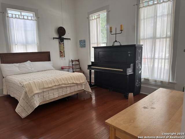 Image 16 of 19 For 108 San Arturo