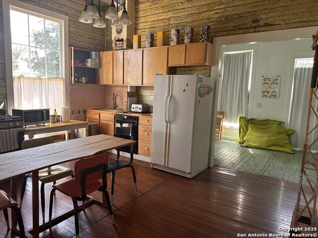 Image 7 of 19 For 108 San Arturo