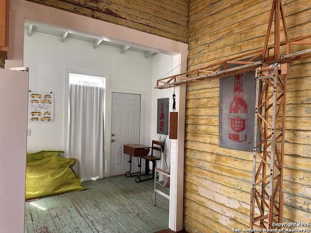 Image 8 of 19 For 108 San Arturo