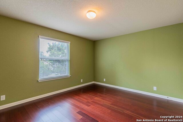 Image 35 of 43 For 8922 Weimer  