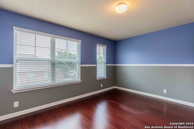 Image 38 of 43 For 8922 Weimer  