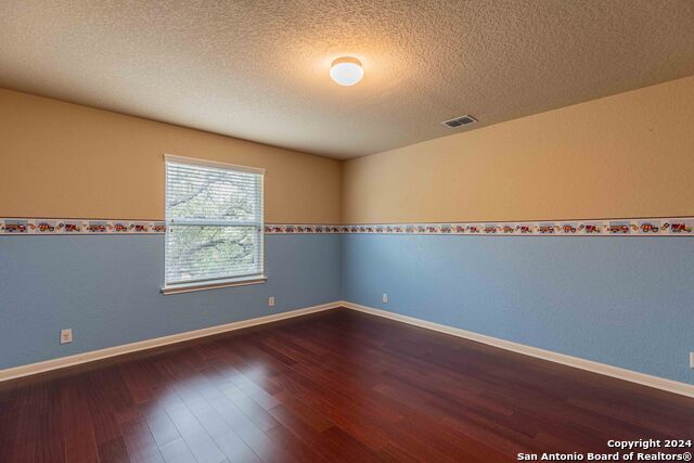 Image 43 of 43 For 8922 Weimer  