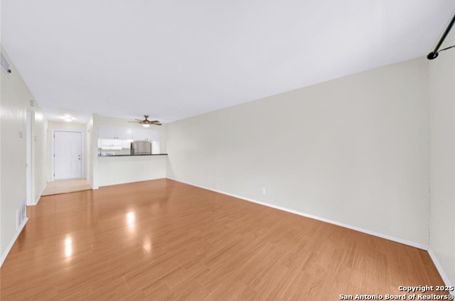 Image 6 of 9 For 8038 Broadway  223