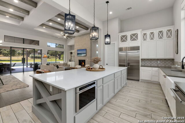 Image 21 of 76 For 137 Balcones Bend