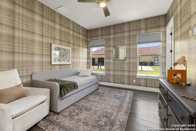 Image 35 of 76 For 137 Balcones Bend