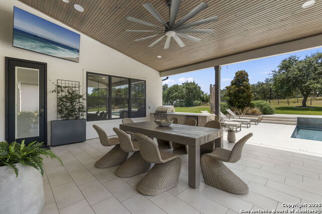 Image 43 of 76 For 137 Balcones Bend