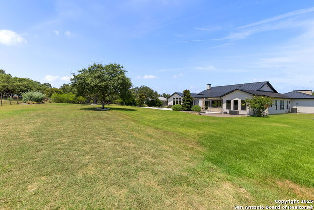 Image 57 of 76 For 137 Balcones Bend