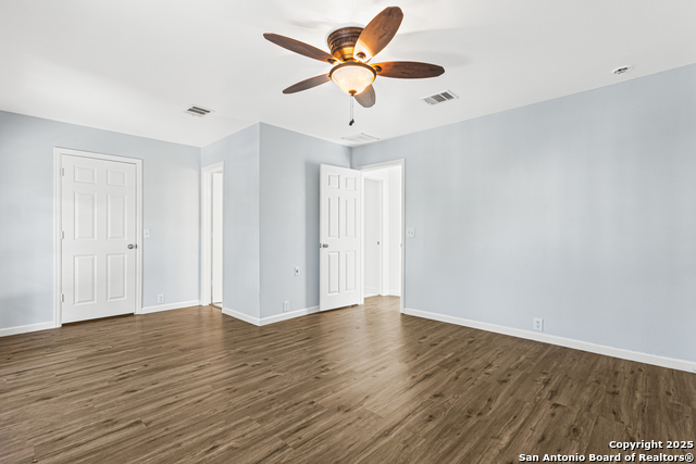 Listing photo id 13 for 210 Rush Hvn