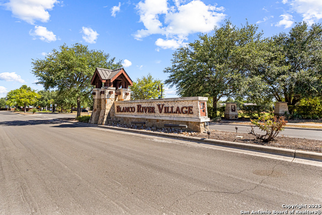 Listing photo id 25 for 210 Rush Hvn